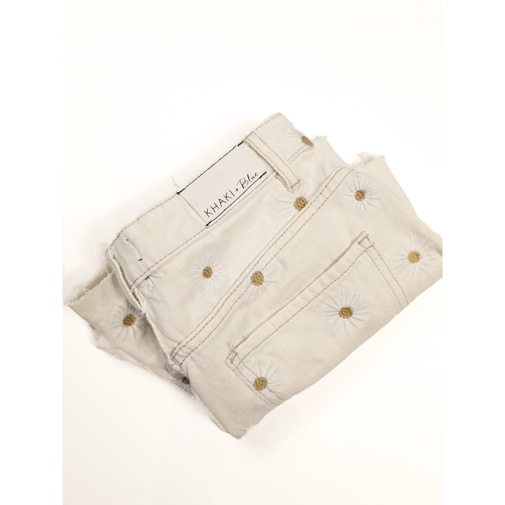 KHAKI & Blue High Rise Ivory Daisy Embroidered Raw Hem Shorts Women's Size 3/26 - Picture 3 of 6